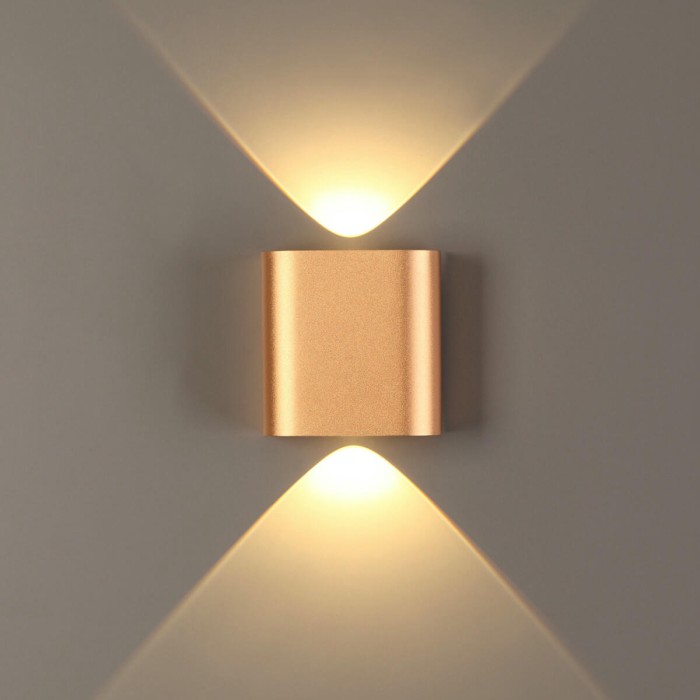 Настенный светодиодный светильник Odeon Light Hightech Magnum 4212/2WL