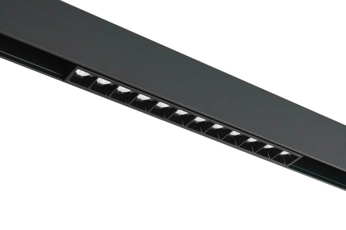 Светильник трековый магнитный Crystal Lux CLT 0.33 001 12W BL T 3CCT-SMART