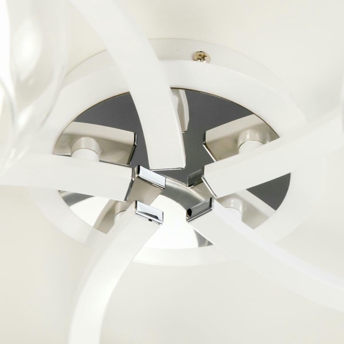 Потолочная люстра Citilux Кристи CL152150