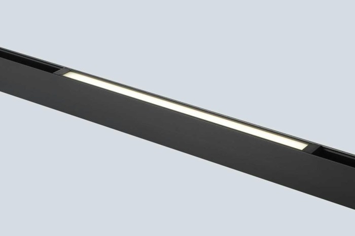 Светильник трековый Crystal Lux CLT 0.35 001 18W BL M4000K