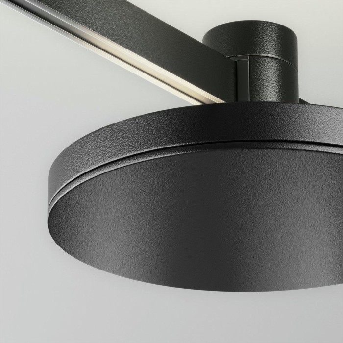 Трековый светодиодный светильник Maytoni Flarity Plato TR152-1-7W4K-B