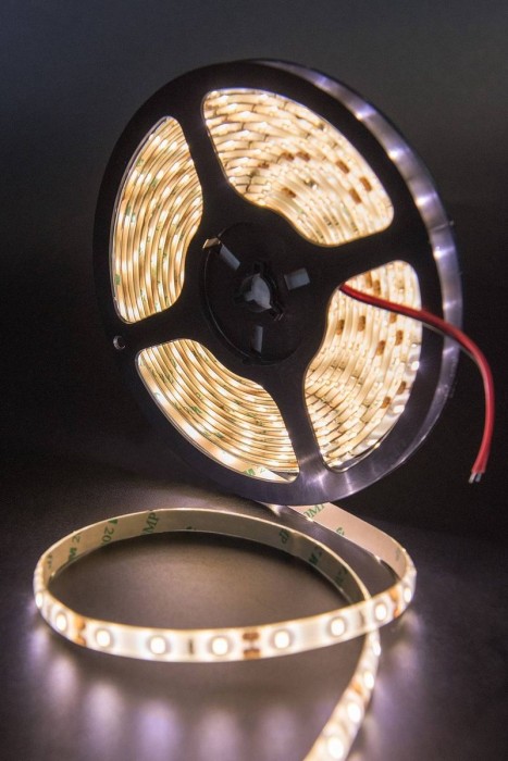 Светодиодная влагозащищенная лента SWG 4,8W/m 60LED/m 2835SMD теплый белый 5M 001878