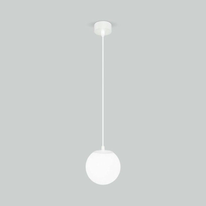 Уличный подвесной светильник Elektrostandard Sfera 35158/H белый 4690389187919