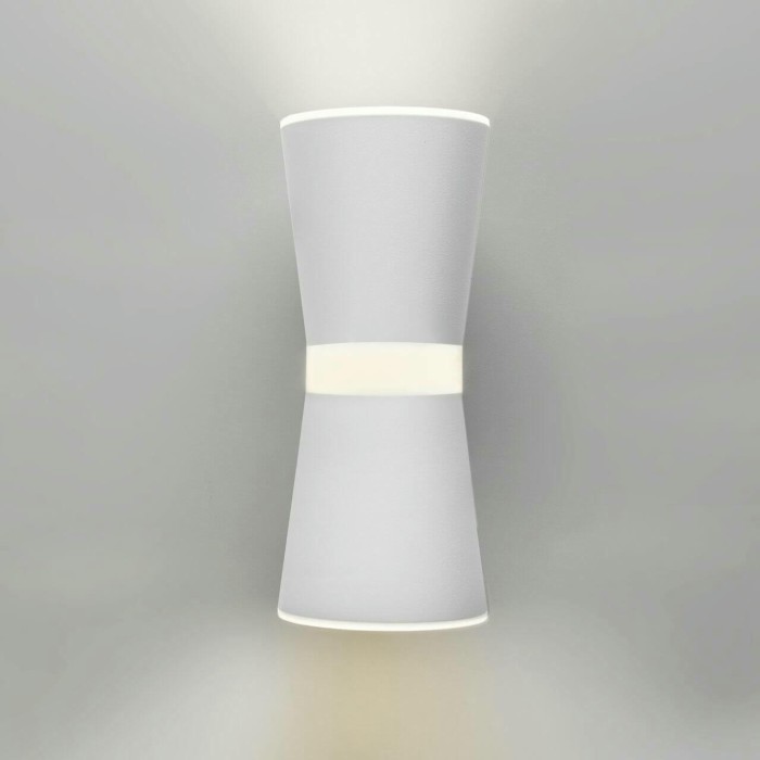 Настенный светильник Elektrostandard Viare MRL LED 1003 белый a043954