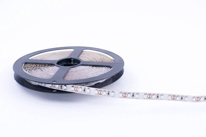 Светодиодная лента SWG 9,6W/m 120LED/m 3528SMD желтый 5M 000967