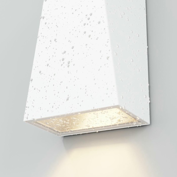 Уличный настенный светодиодный светильник Maytoni Times Square O580WL-L6W