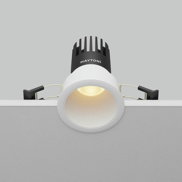 Встраиваемый светильник Maytoni Technical Dip DL116-10W-2.7K-W