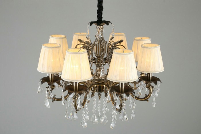 Подвесная люстра Omnilux Catanzaro OML-30813-08