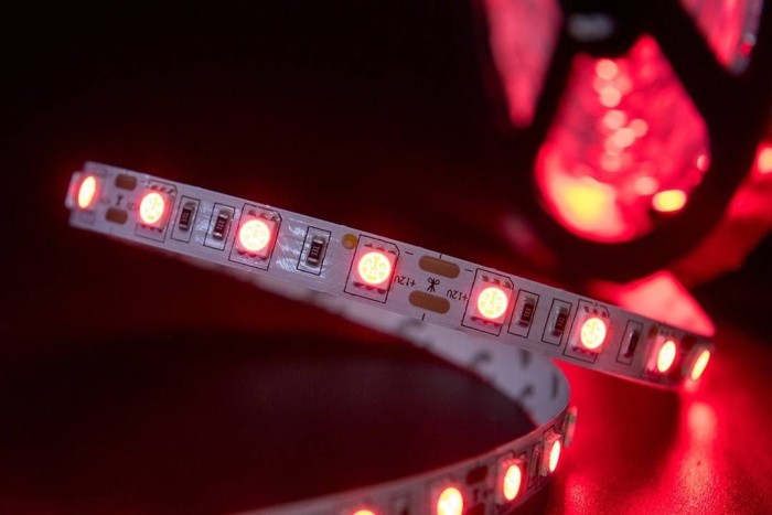 Светодиодная лента SWG 14,4W/m 60LED/m 5050SMD красный 5M 002336