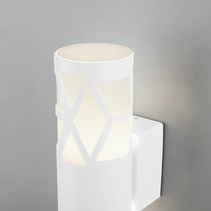 Настенный светильник Elektrostandard Fanc MRL LED 1023 белый a050335