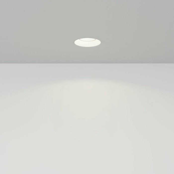 Встраиваемый светильник Maytoni Technical Intro DL110-GU10-W