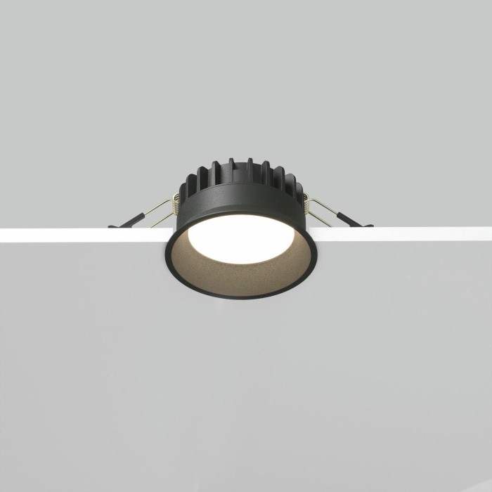 Встраиваемый светодиодный светильник Maytoni Technical Okno DL055-8W3-4-6K-B