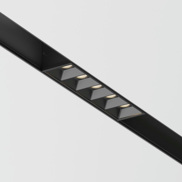 Трековый светодиодный светильник для магнитного шинопровода Maytoni Track lamps TR014-2-10W3K-B