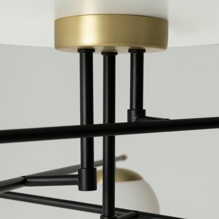 Потолочная люстра Maytoni Nostalgia MOD048CL-06G