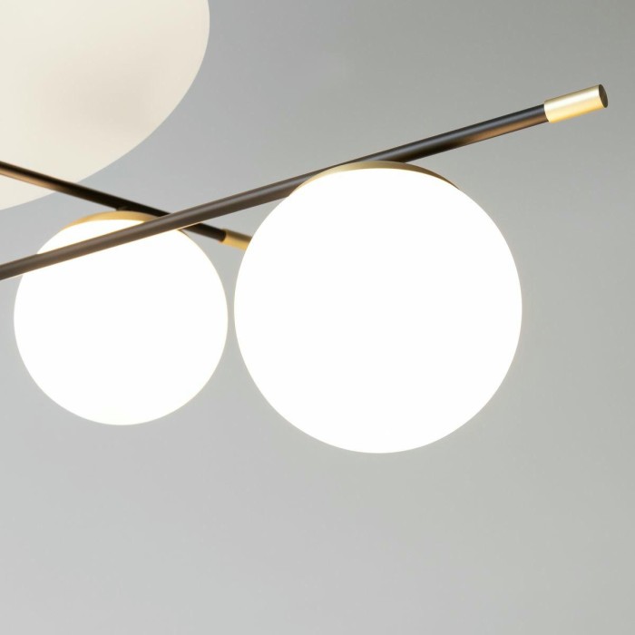 Потолочная люстра Maytoni Nostalgia MOD048CL-06G