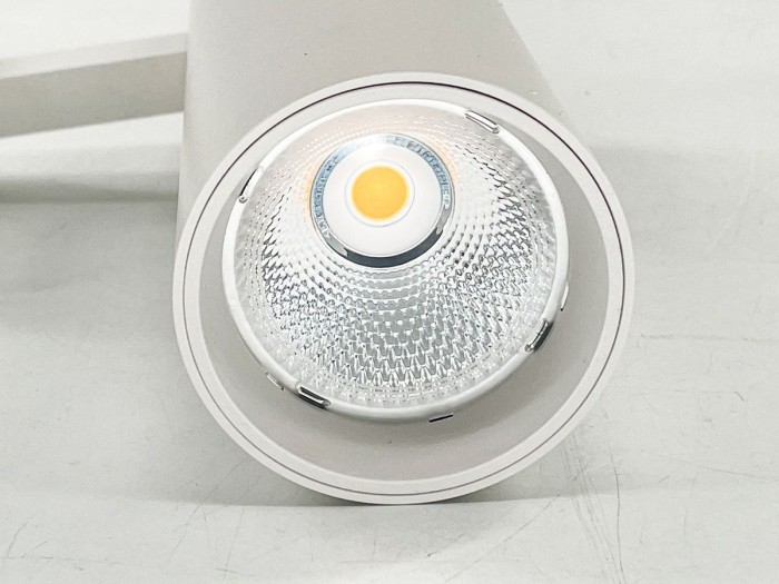 Трековый светодиодный светильник SWG TL3P-WH-20-NW 008849