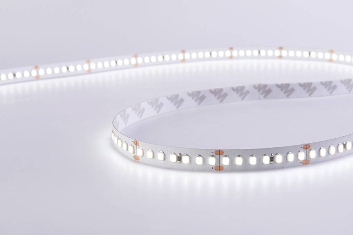 Светодиодная влагозащищенная лента DesignLed 17W/m 168LED/m 2835SMD нейтральный белый 5M 001819