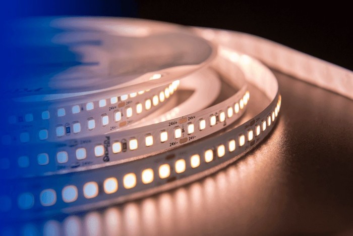 Светодиодная лента DesignLed DSG 2835 WW 168L-V24-IP33, 2700 K, 840 LED, 17W/m, 5000*10*2 mm, LUX 001821