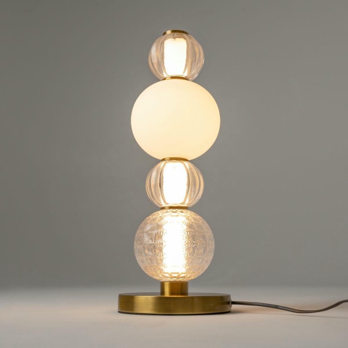 Настольная светодиодная лампа Maytoni Collar MOD301TL-L18G3K