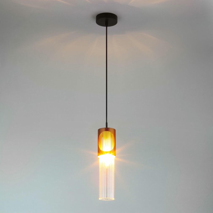 Подвесной светильник Eurosvet Clip 50087/1 черный/бронза